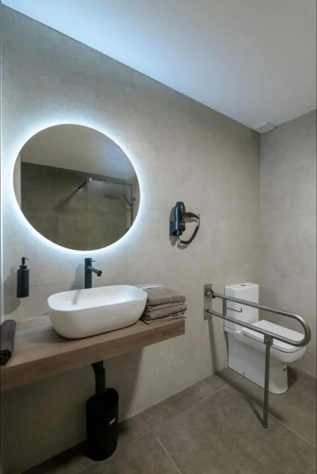 Centrico Apartamento 6 Personas บาเลนเซีย ภายนอก รูปภาพ